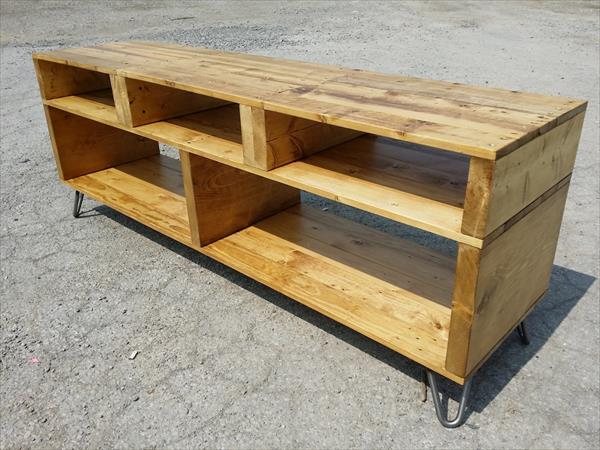 pallet wood tv stand with hairpin legs