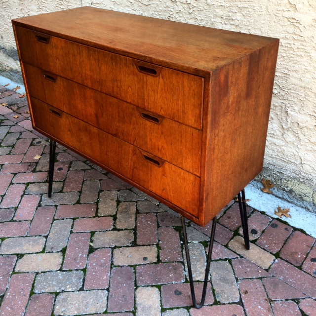 modern chest of drawers with hairpin legs