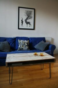 pallet coffee table with hairpin legs